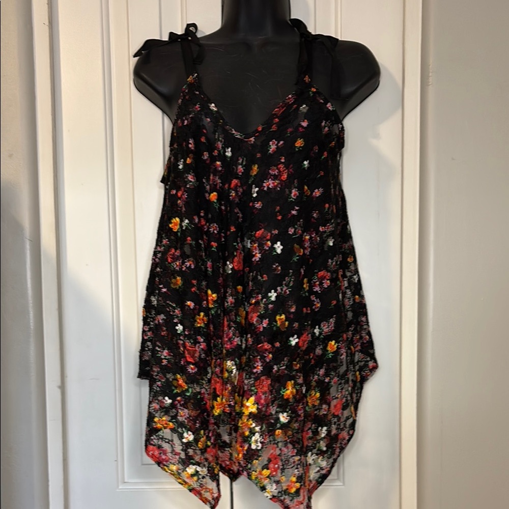 Floral Black Sleeveless Top